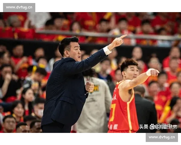 终场哨响强队逆转夺冠关键战役结果震撼全场引发球迷热议赛季格局生变